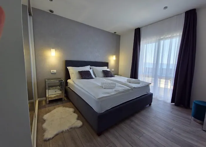 J&D Luxury Apartment